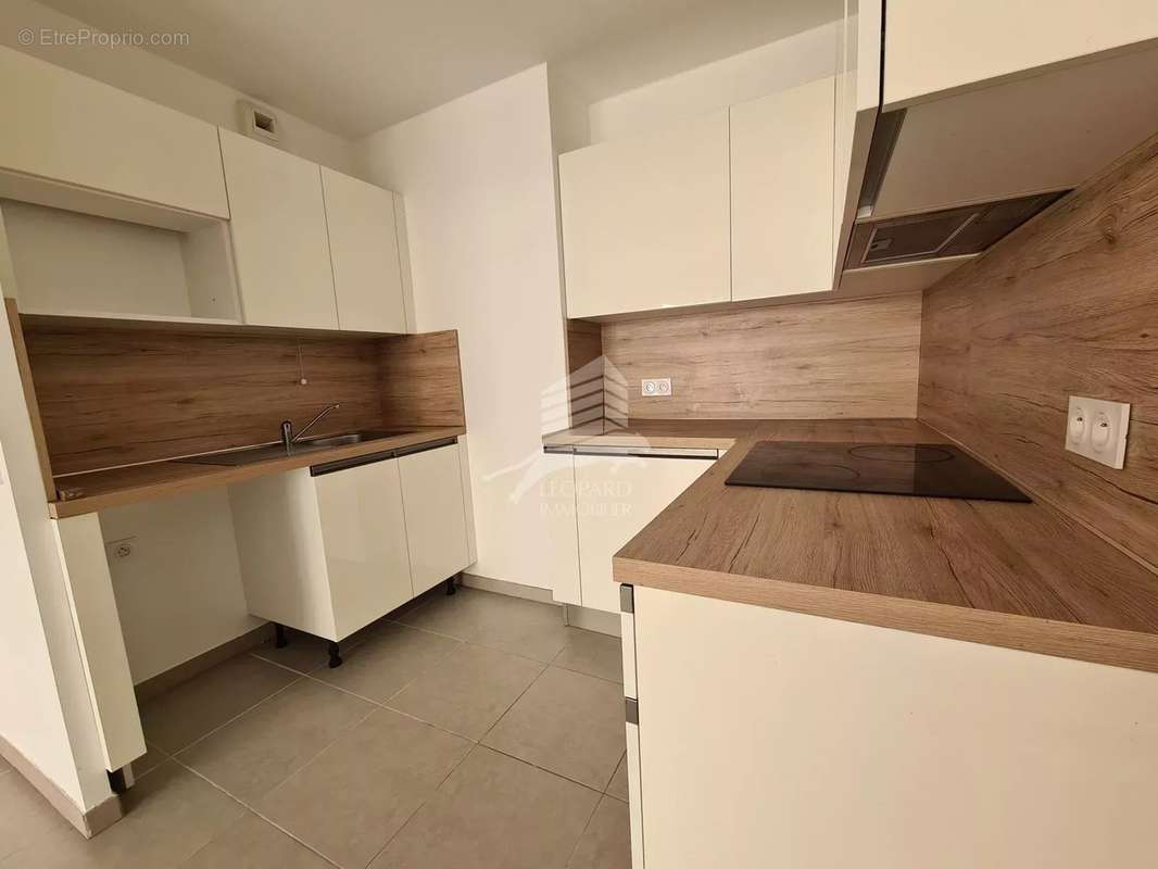 Appartement à FREJUS