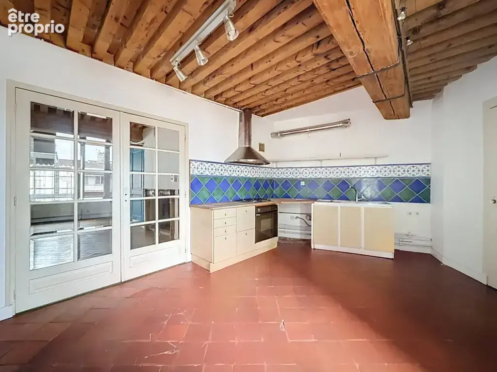 Appartement Duplex  T4 - 137m2 au sol - 113m2 carrez - LYON 2 - Poutres apparentes - rue calme - photo 6