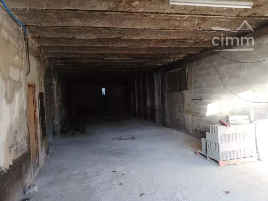 Commerce à BOURG-LES-VALENCE