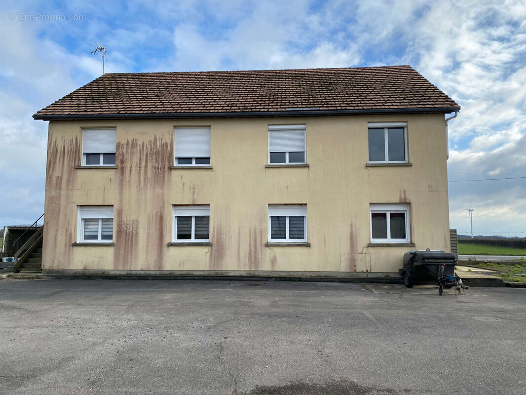 Maison à ESCLES-SAINT-PIERRE