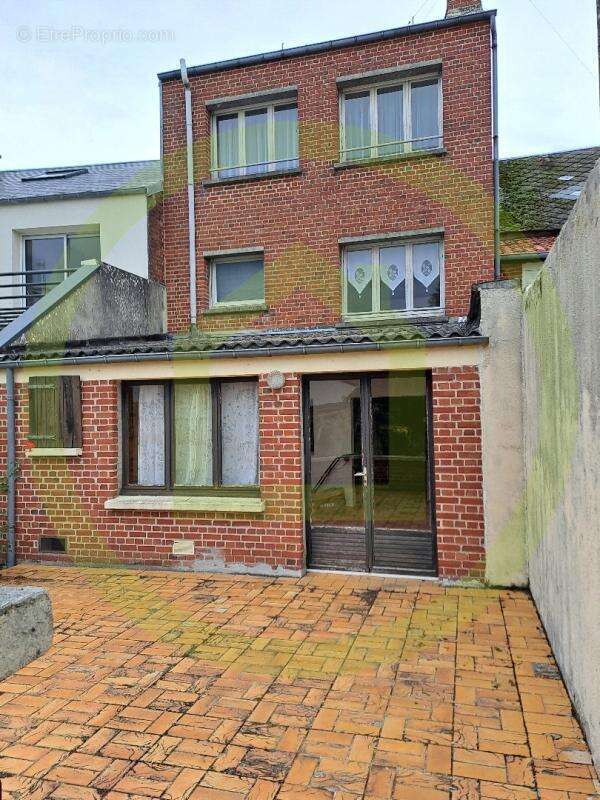 Maison à VILLERS-OUTREAUX