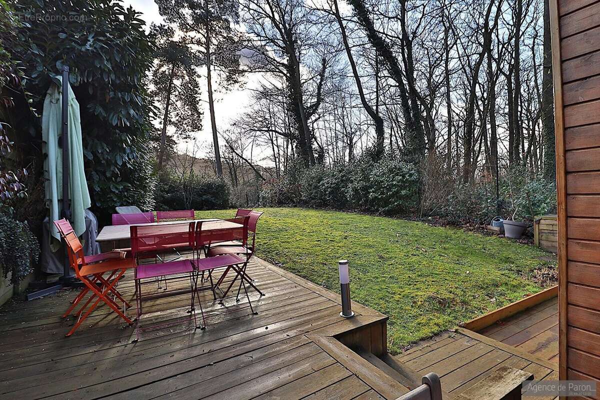 Maison à VERRIERES-LE-BUISSON