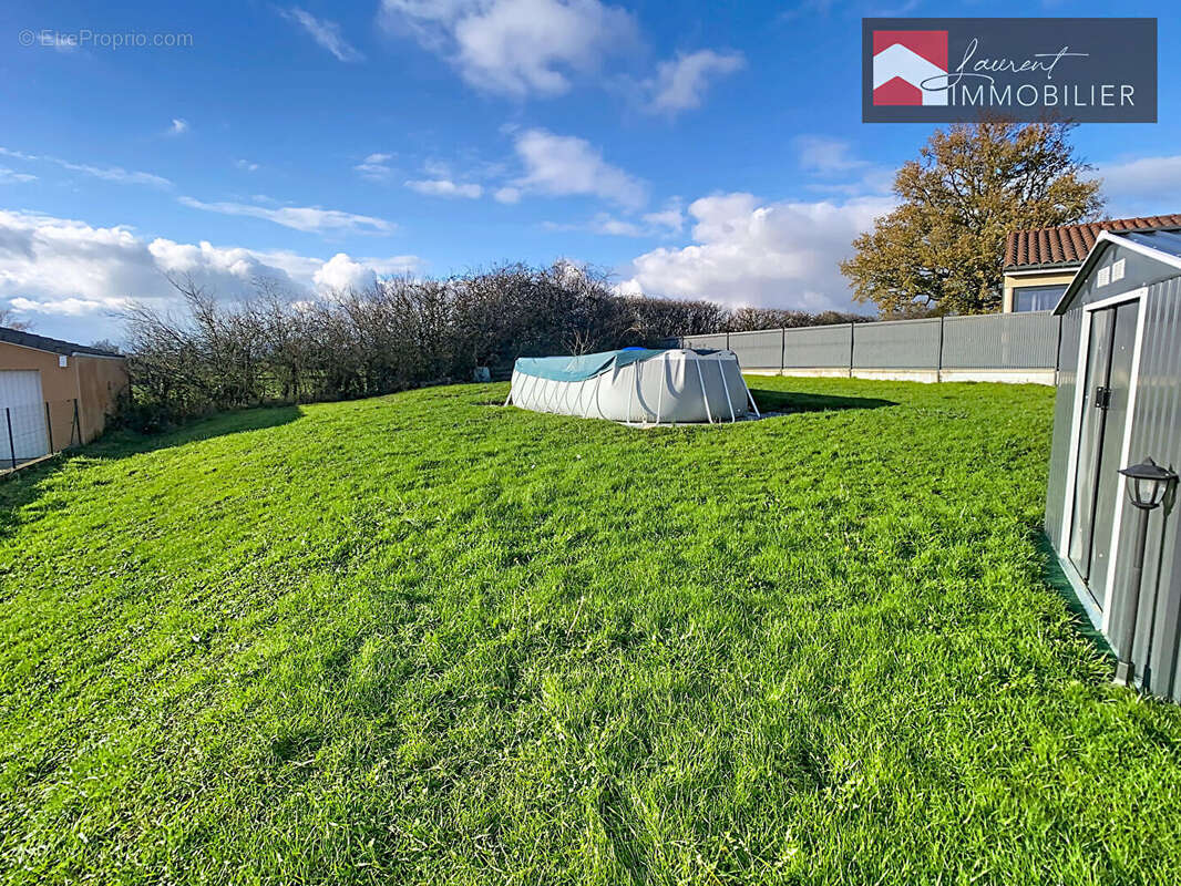 Maison à PONT-DE-VAUX