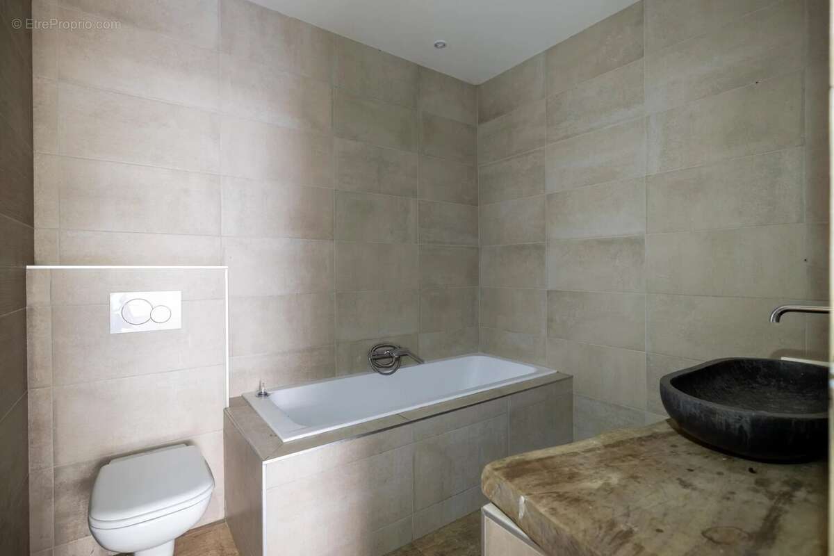 Appartement à VENCE