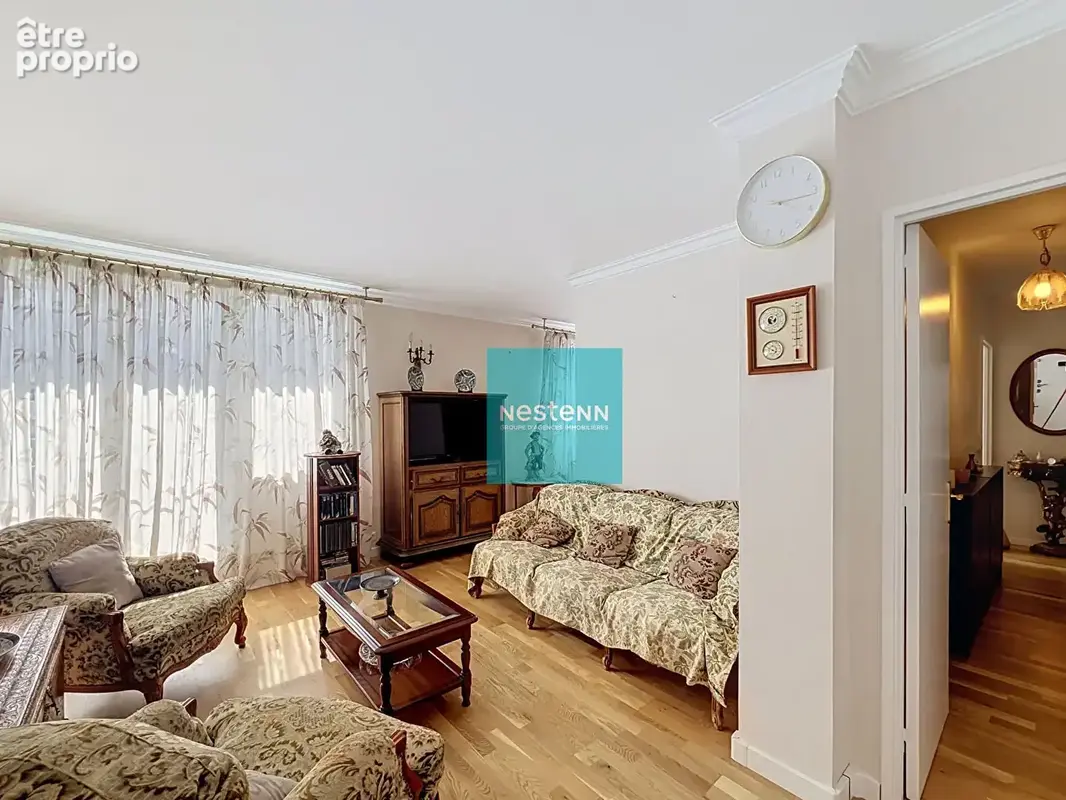 À vendre un appartement à Franconville de 5 pièces - proche des commodités, des écoles, commerces et axes autoroutiers - Box- ca - photo 2
