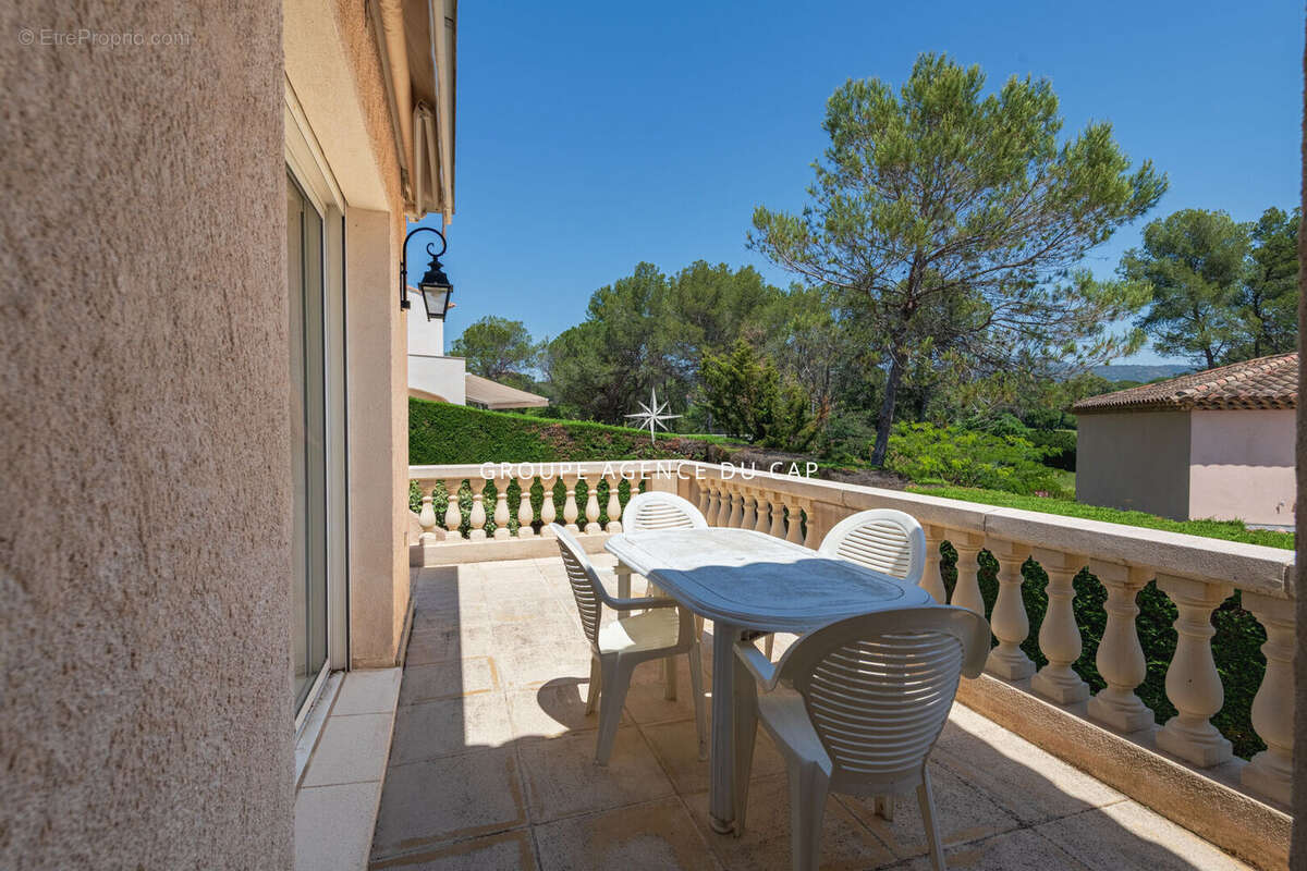 Maison à SAINT-RAPHAEL