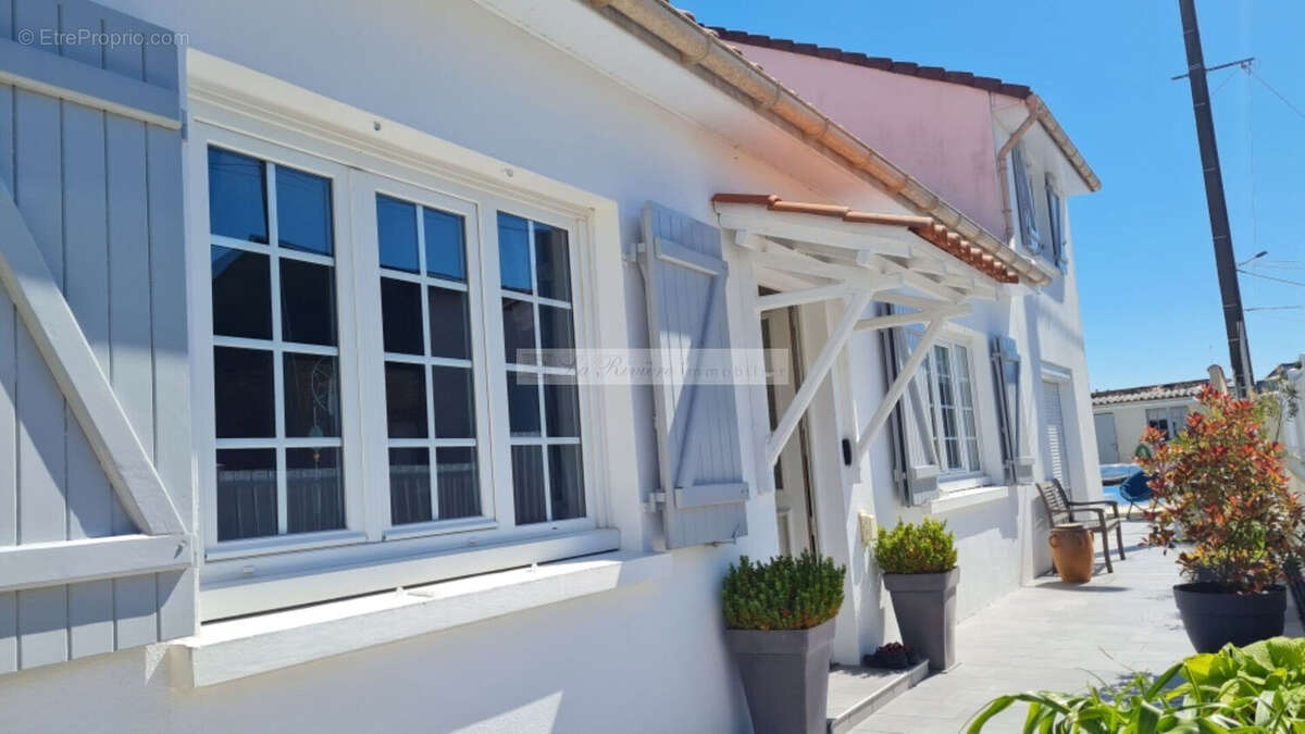 Maison Cognac 6 Kms de 154 m2 - photo 5