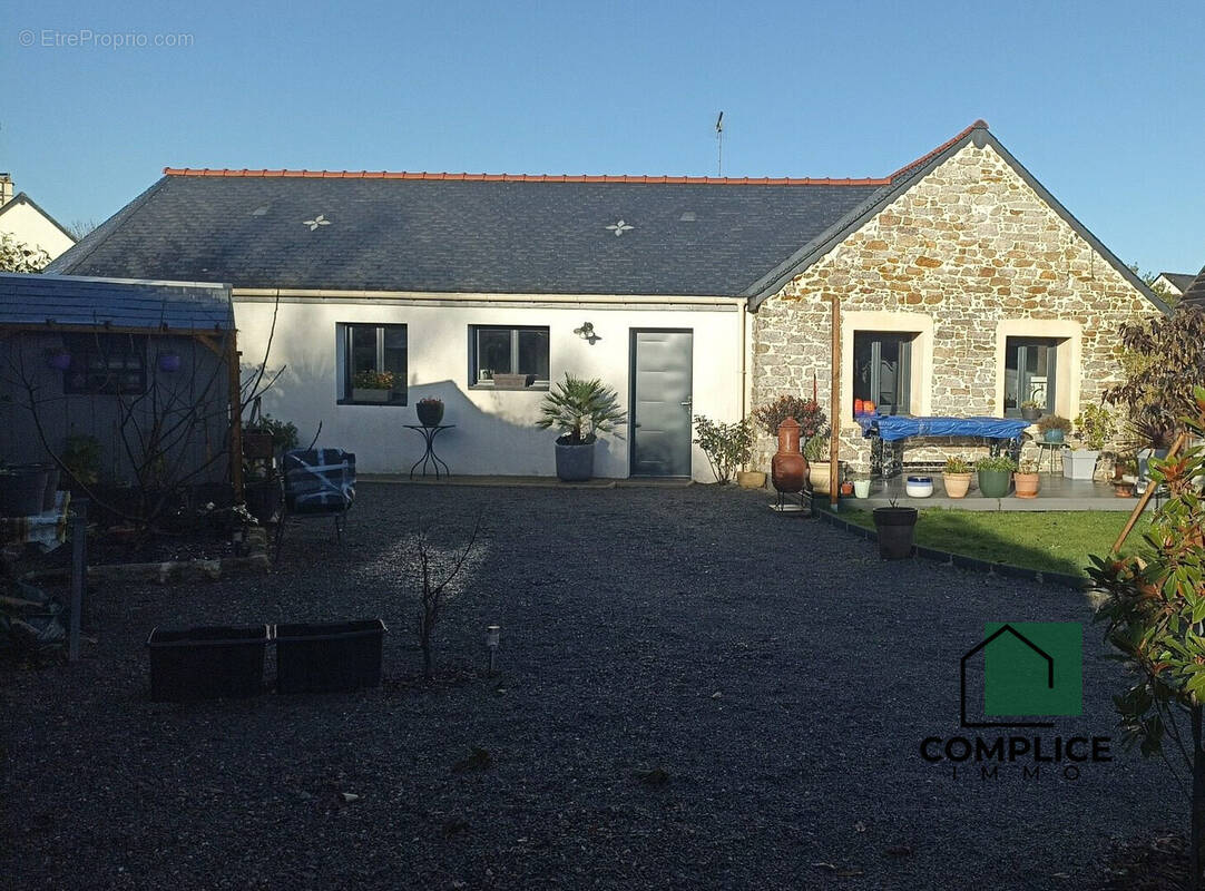 Maison à VIGNEUX-DE-BRETAGNE