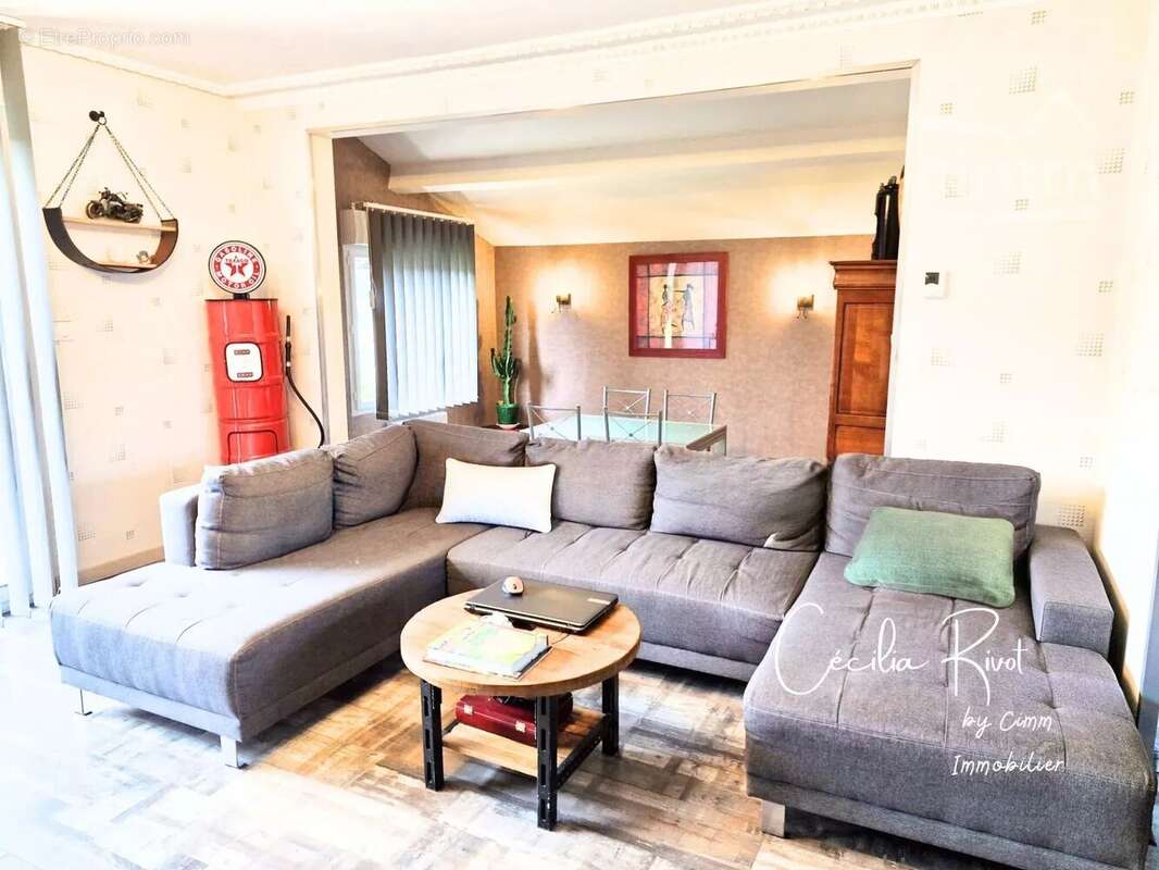 Maison à ROQUEFORT