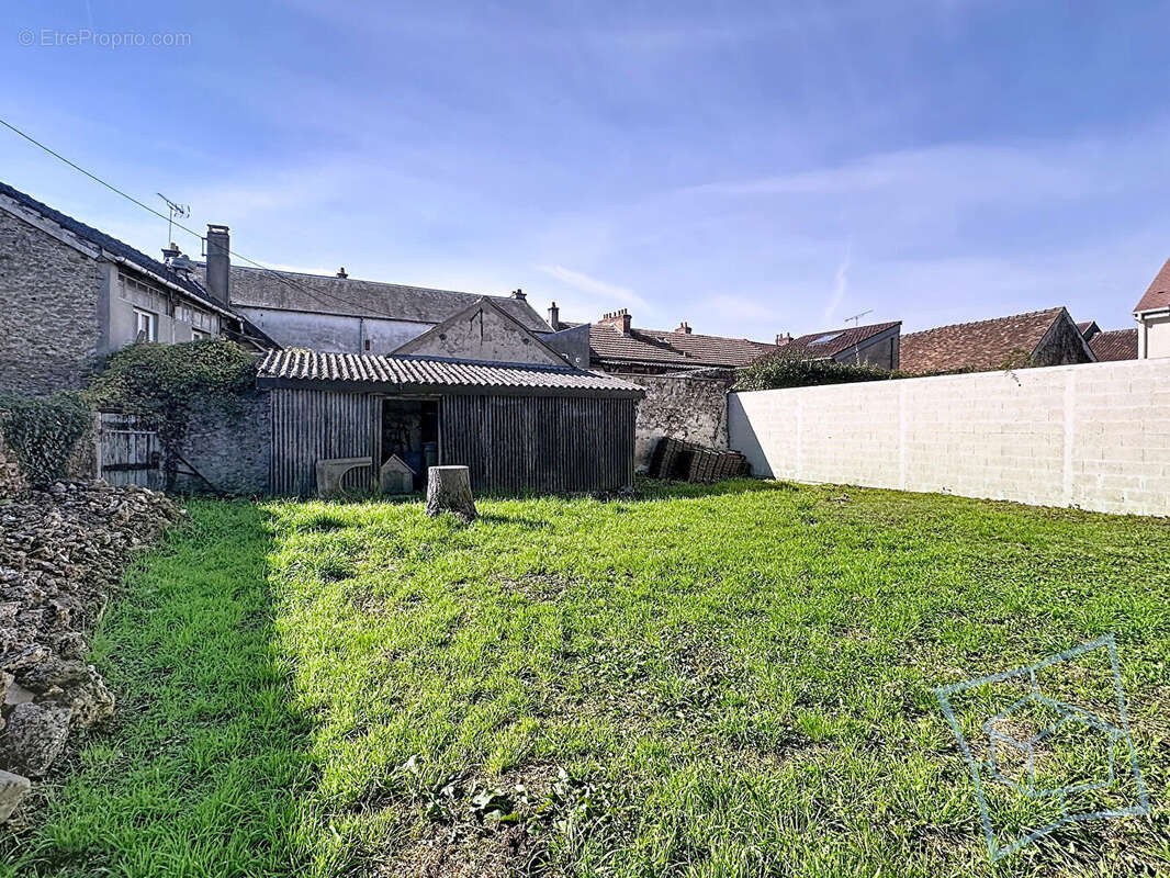 Maison à CERNAY-LA-VILLE