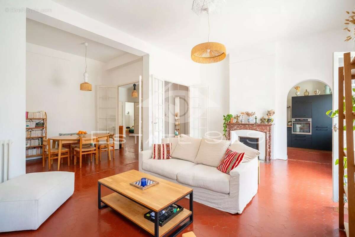 Art déco & terrasse de 47m2 – Proche Longchamp - photo 9
