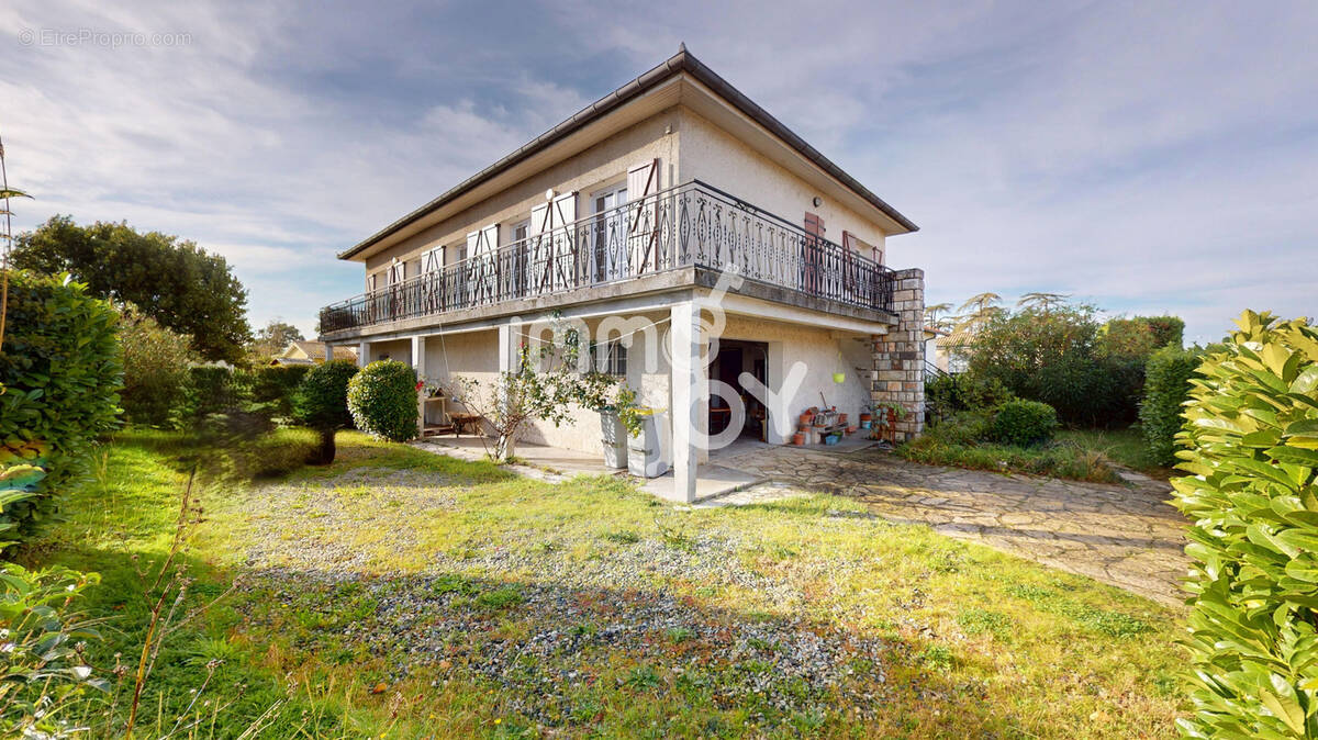 Maison à VERNET