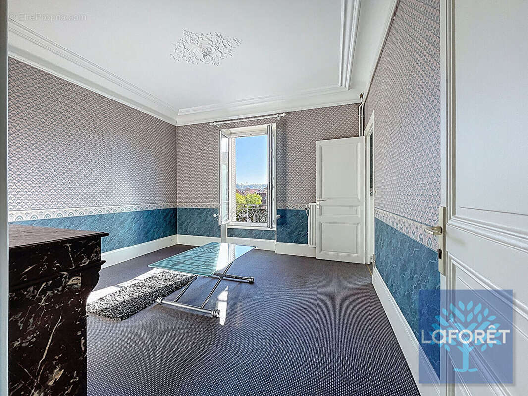 Appartement à VILLEMOMBLE