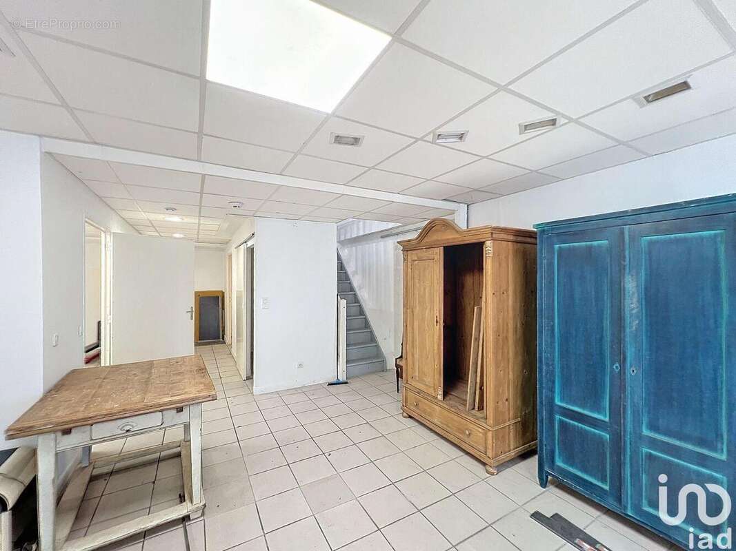 Photo 5 - Commerce à LESIGNY