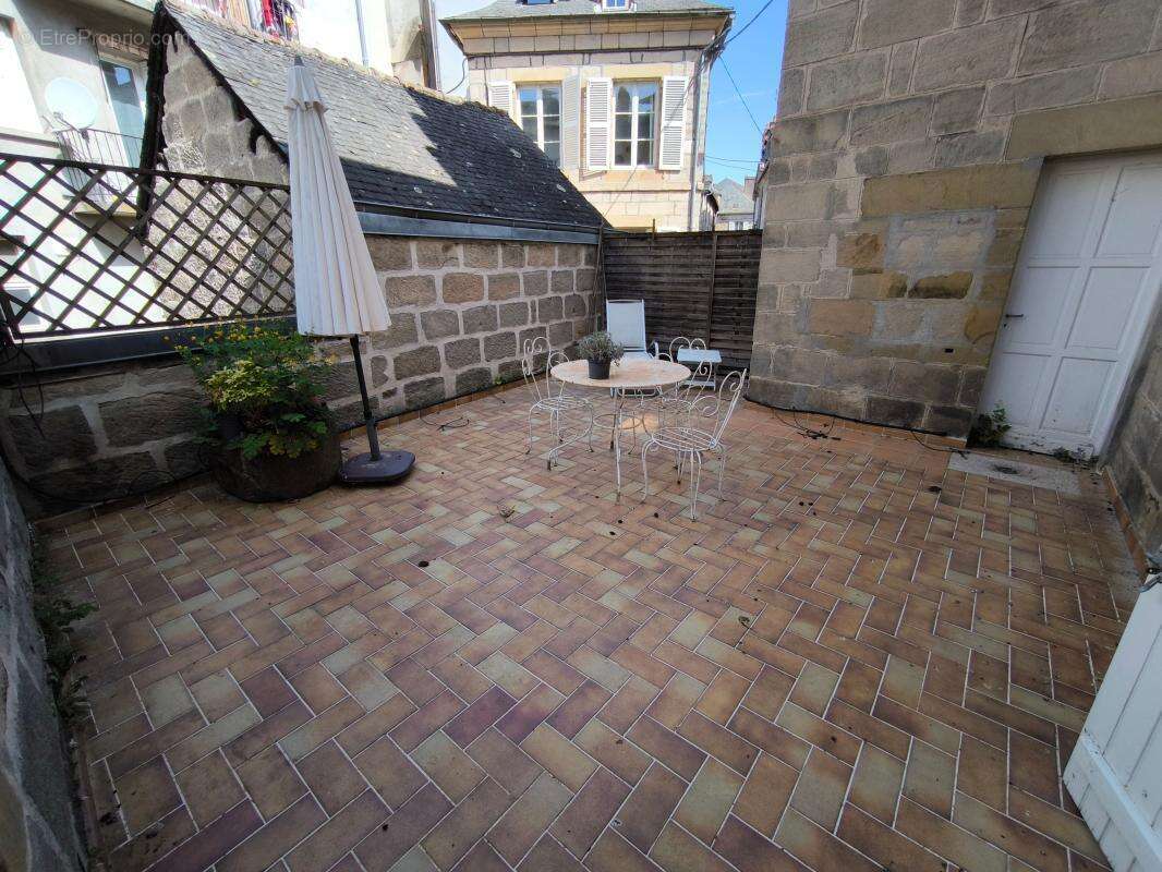 Maison à BRIVE-LA-GAILLARDE