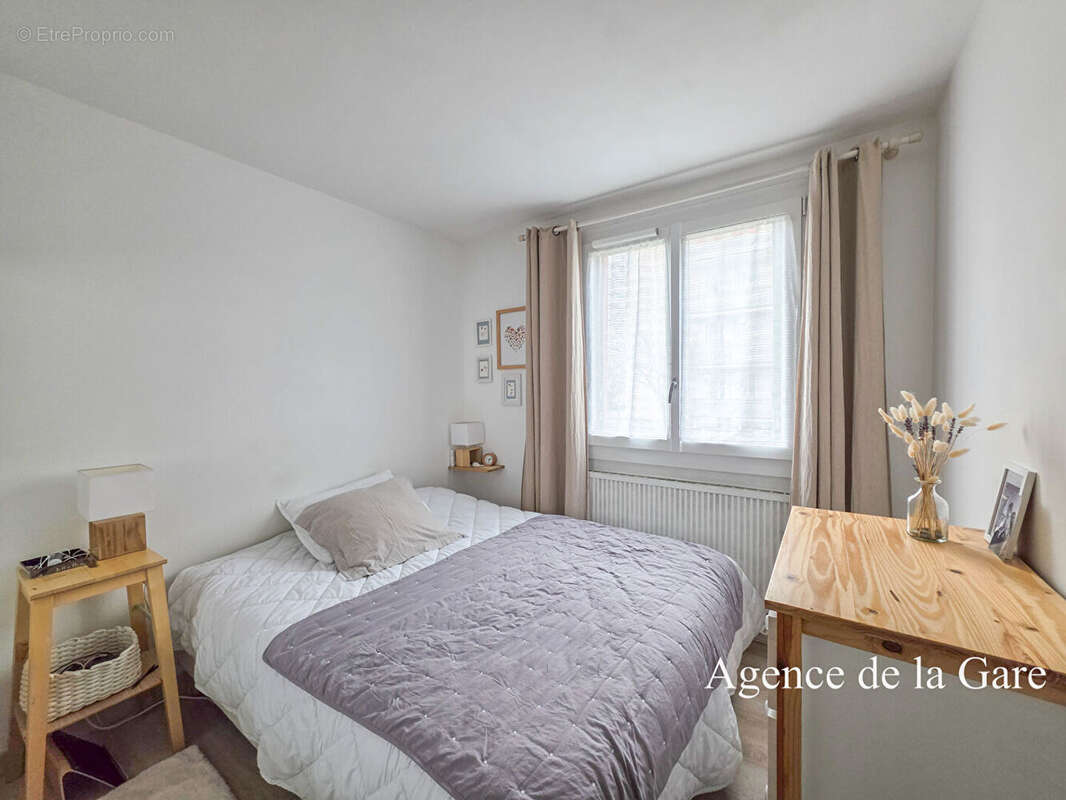 Appartement à LE MESNIL-LE-ROI