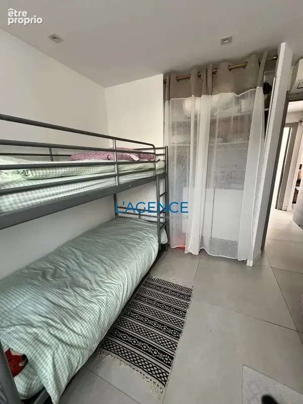 Exceptionnel à L'Ayguade à 200m de la plage superbe villa de 175m2 avec piscine - photo 14