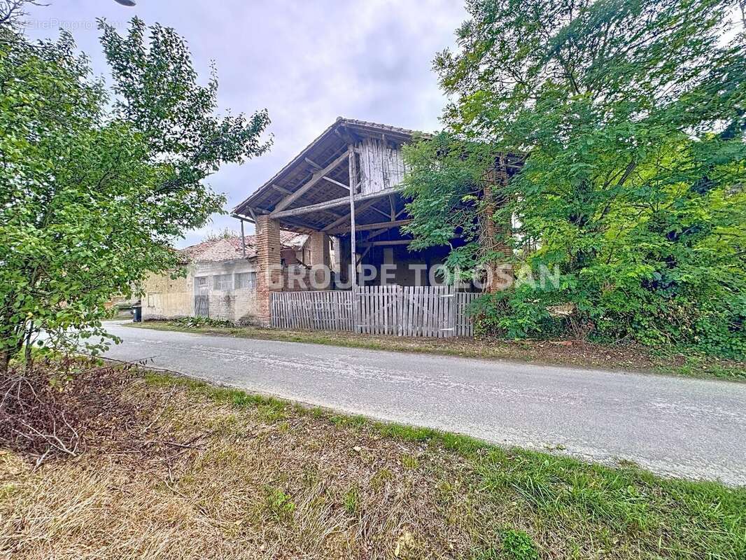 Maison 250 m² à Bessieres  - photo 3