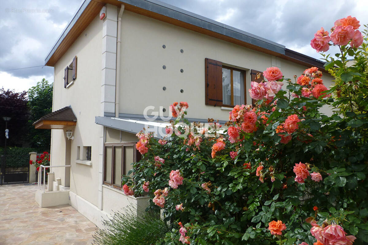 Maison à LE BOURGET