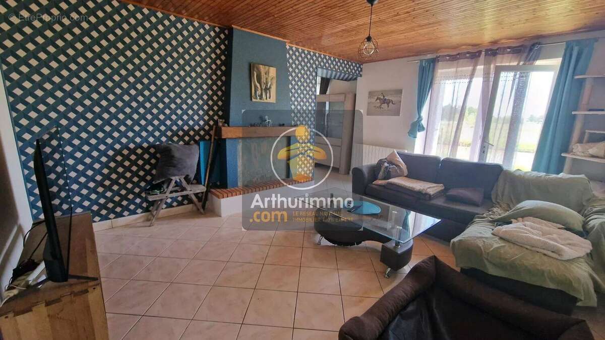 Maison à BOIS-DE-CENE