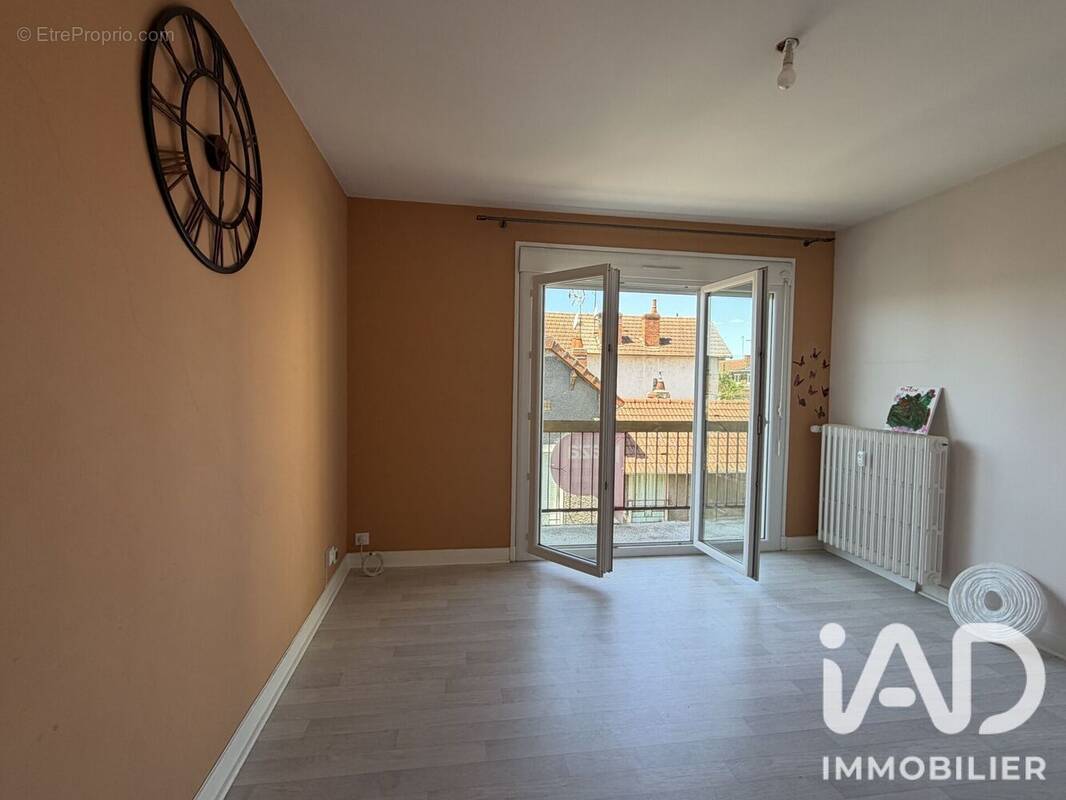 Photo 1 - Appartement à MONTLUCON