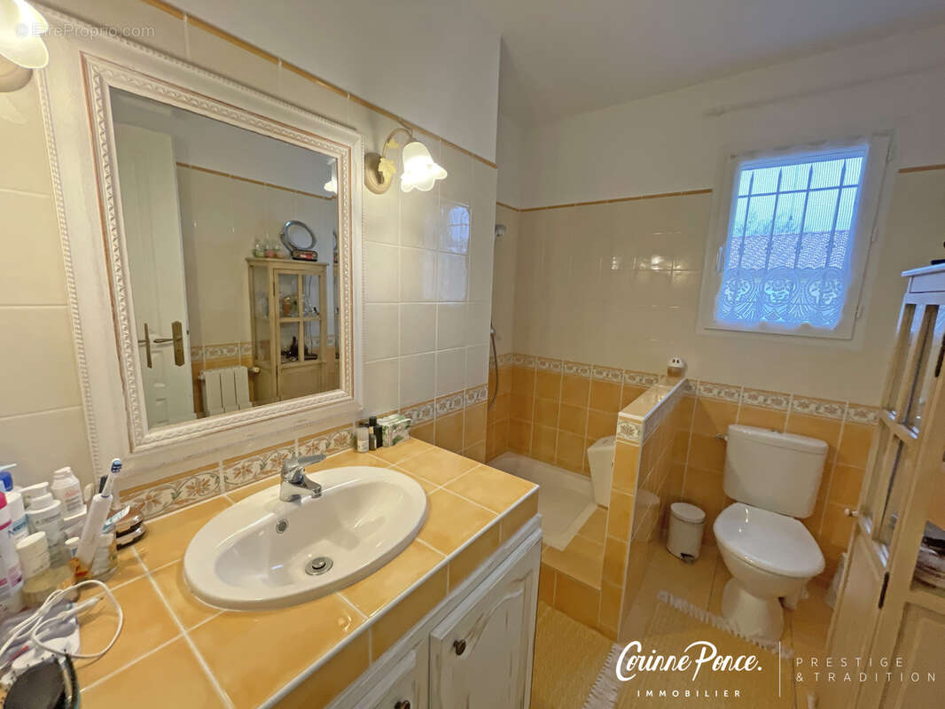 Sernhac villa familiale quartier residentiel piscine corinne ponce immobilier - photo 12