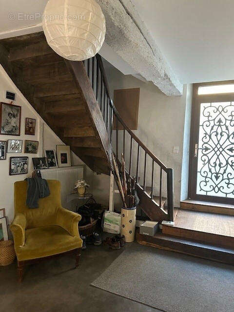 ENTREE - Maison à VIC-FEZENSAC