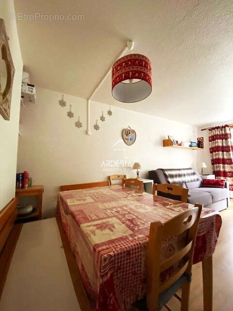 Appartement à LE CHATEL