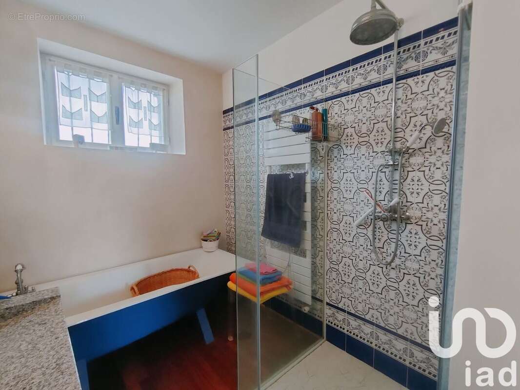 Maison 122 m² à Tresson  - photo 9