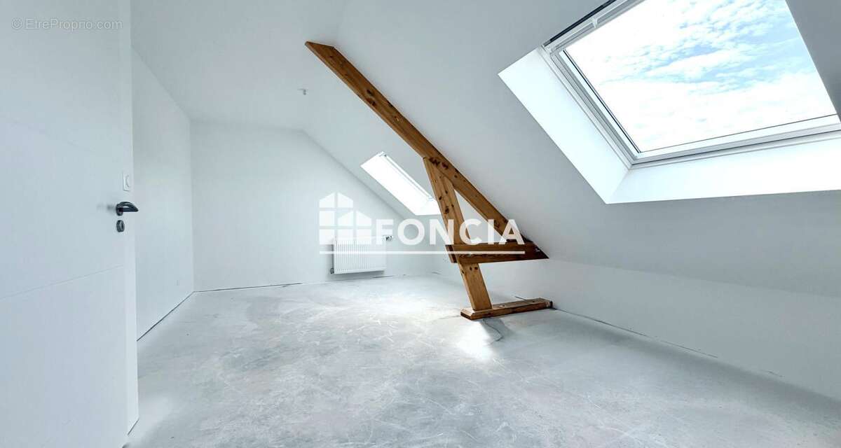 Maison neuve dans un lotissement à mettre à votre goût de 165.78m², 8 pièces, 6 chambres à La Flèche - photo 12