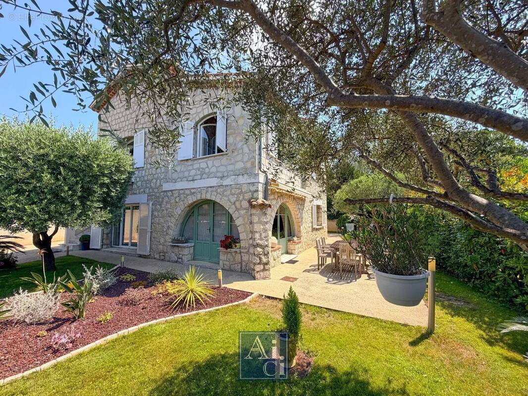 Maison à ANTIBES