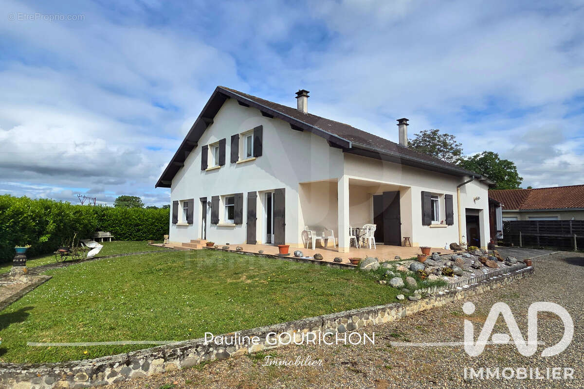 Maison 135 m² à Juillan  - photo 2