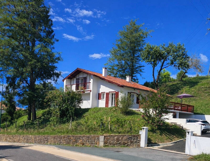 Maison à MOUGUERRE
