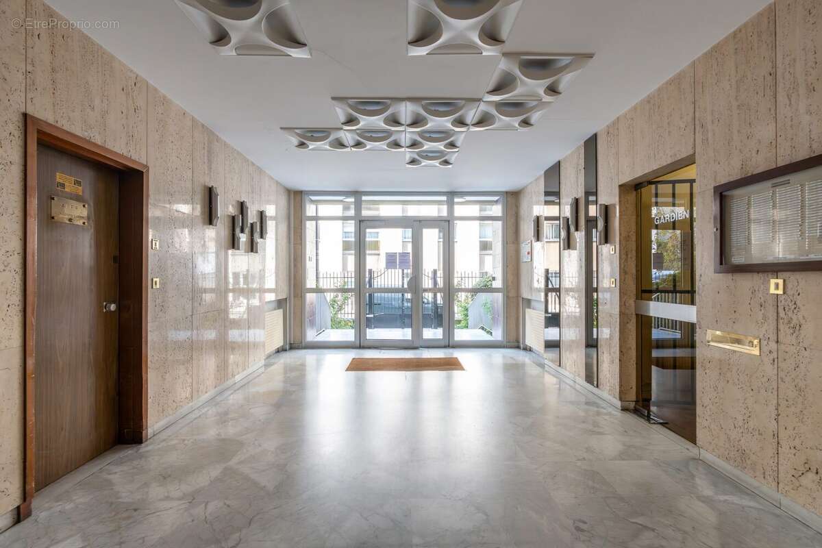 Appartement à PARIS-12E