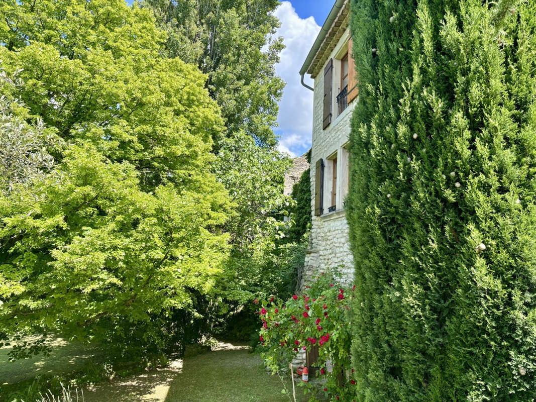 Maison à GRIGNAN