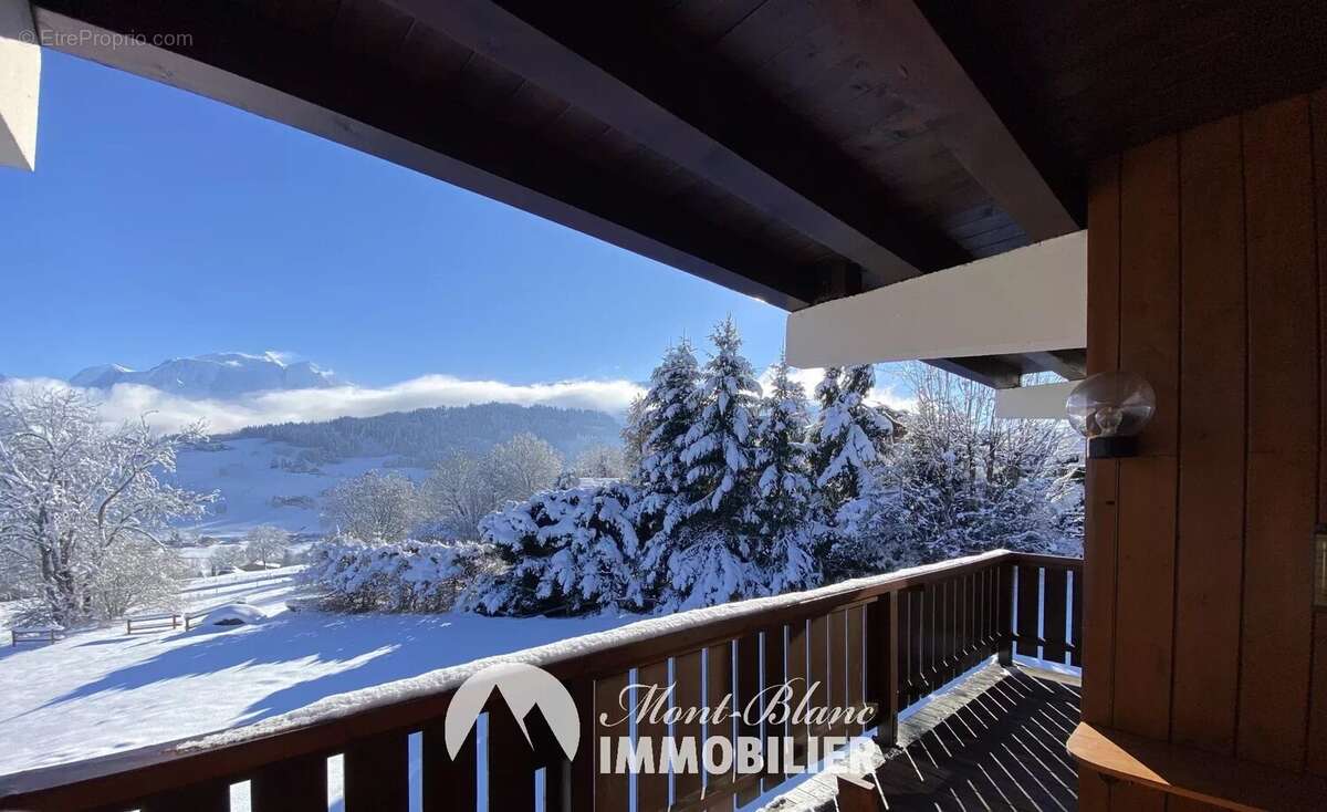 Appartement à COMBLOUX