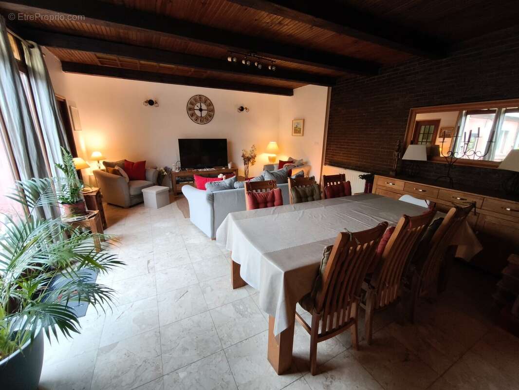 Maison à MONTIGNY-EN-GOHELLE