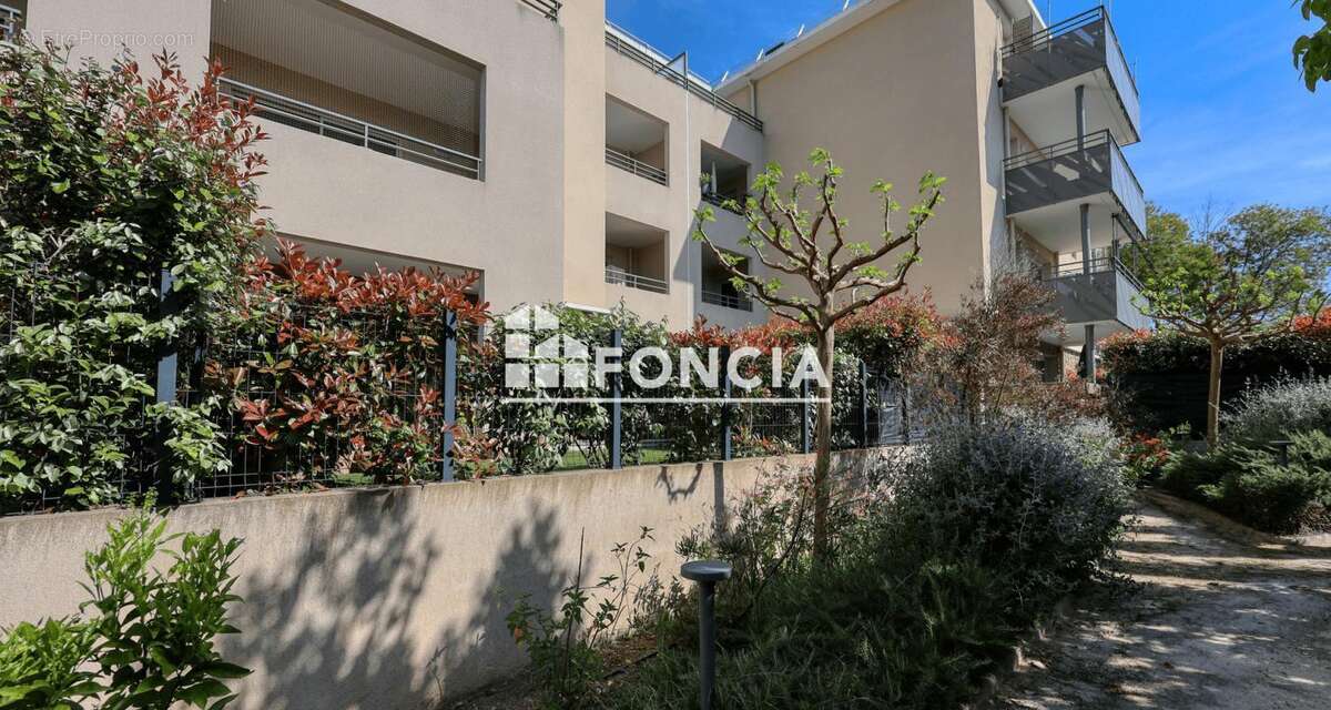 Appartement à SIX-FOURS-LES-PLAGES