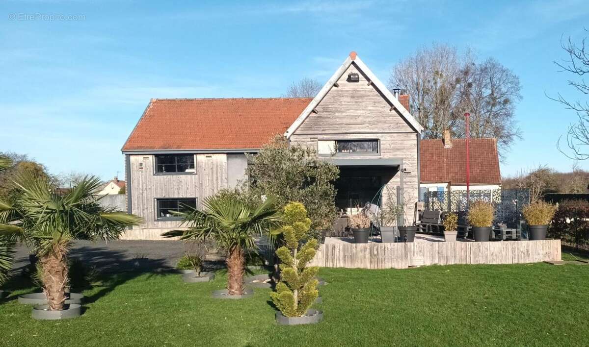 Maison à DOUDELAINVILLE