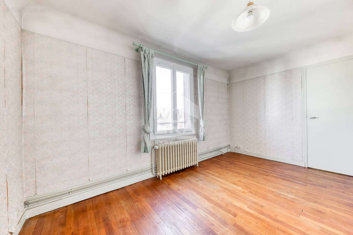 Maison à PONTAULT-COMBAULT