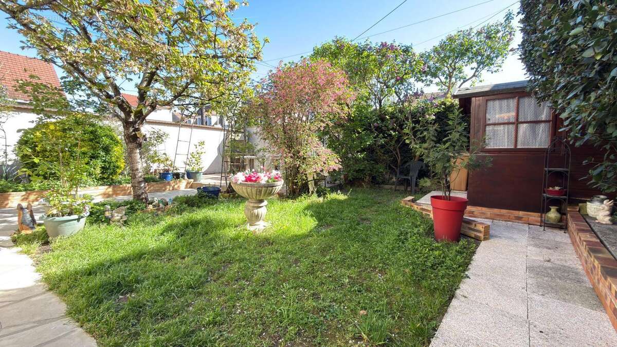 Maison à NEUILLY-SUR-MARNE