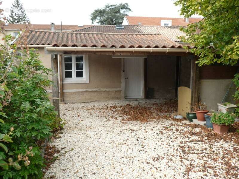  A Vendre Maison BOURGEOISE COGNAC Proche Centre Ville  - photo 20