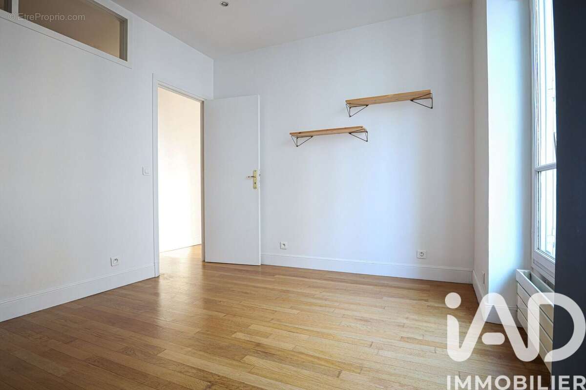 Photo 3 - Appartement à MONTROUGE