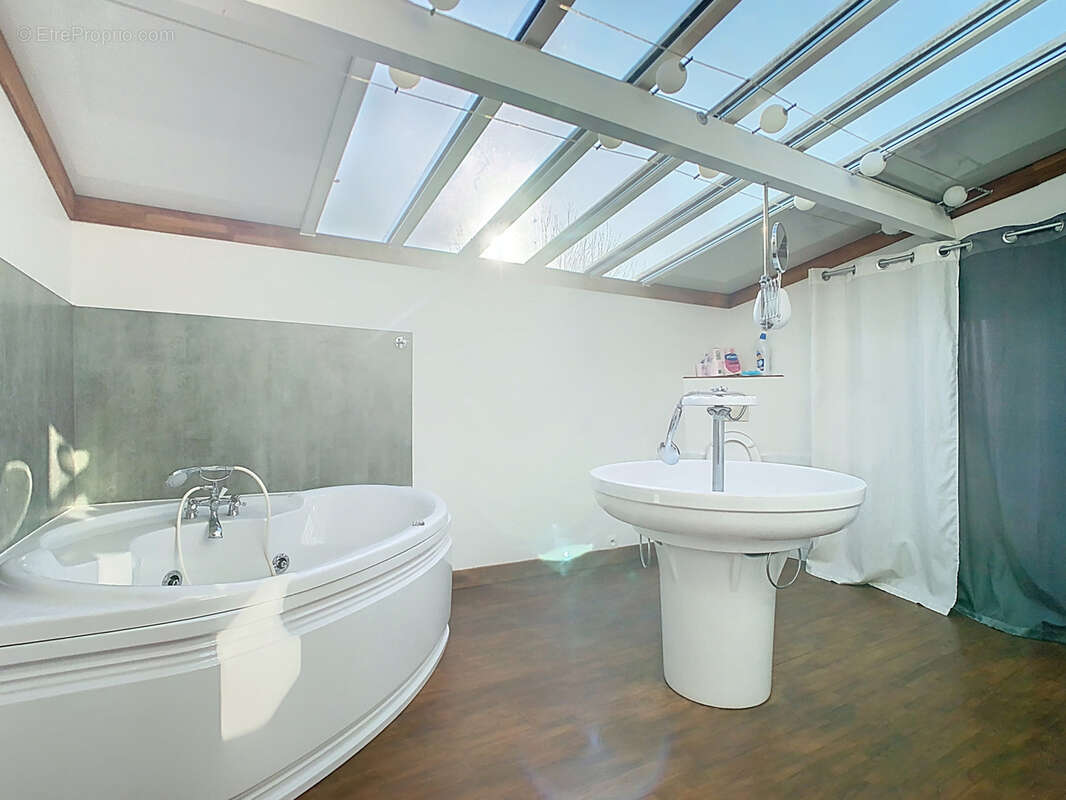 Maison à MONTMIRAIL