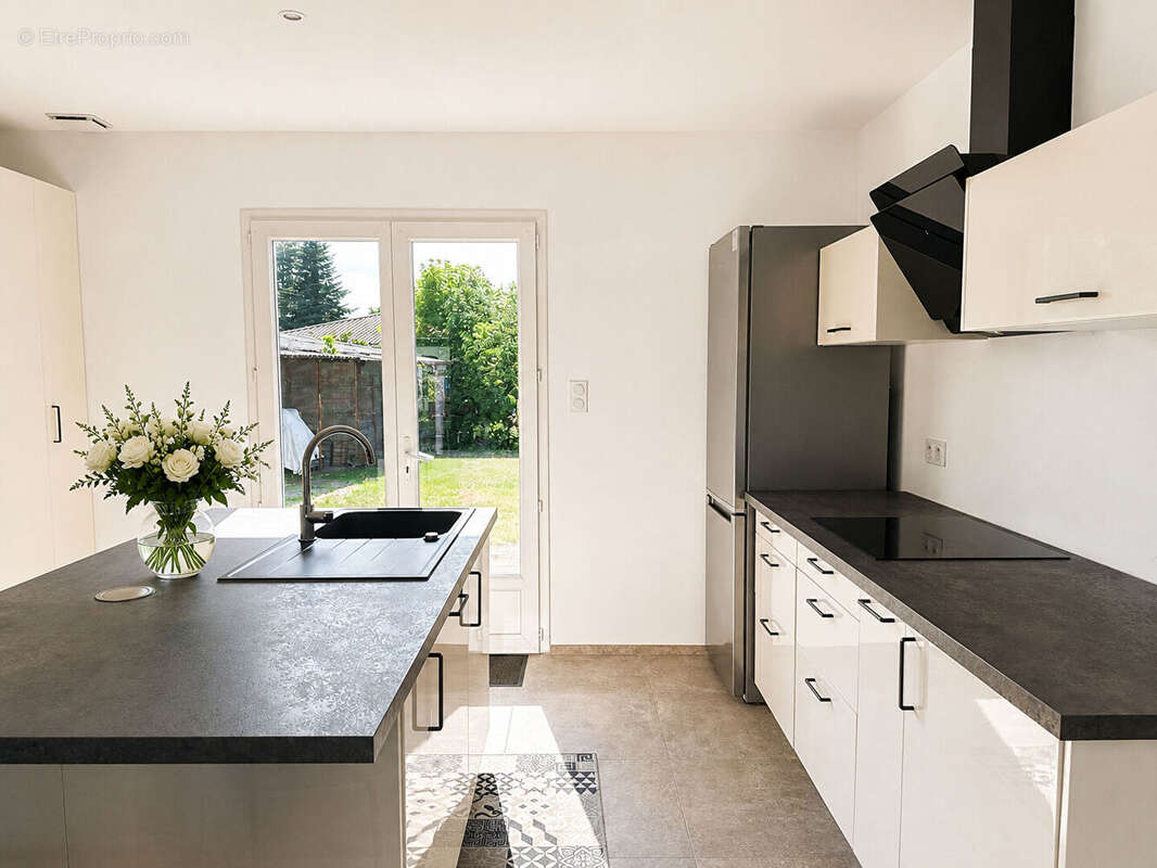 Maison Eysines 5 pièce(s) 88 m2 - photo 2