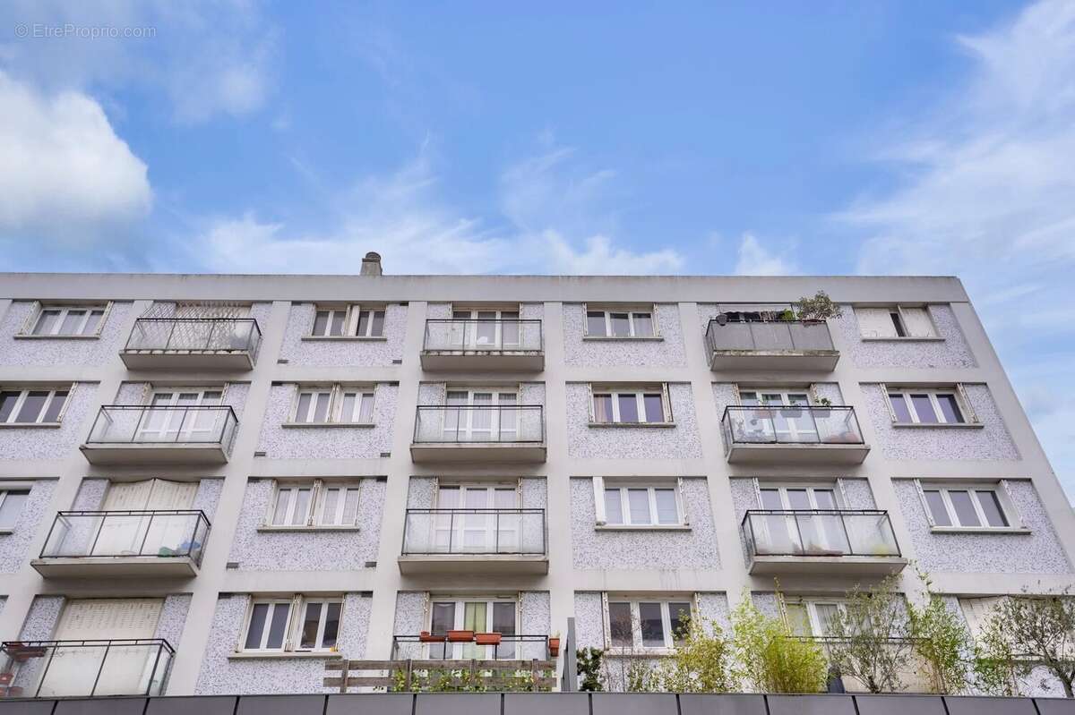 Appartement à CLICHY