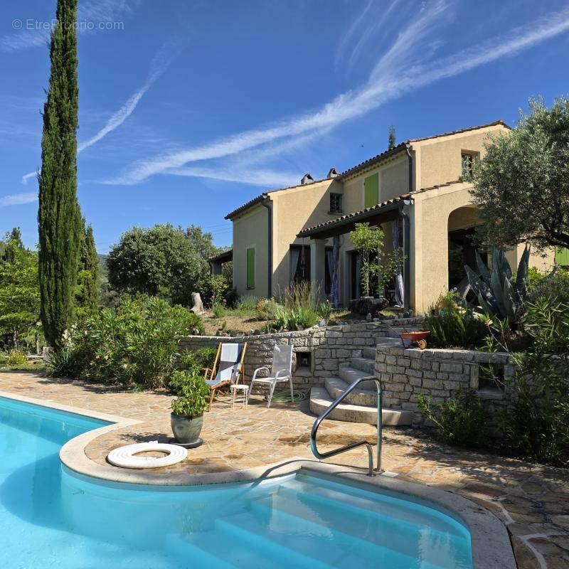 Maison à BUIS-LES-BARONNIES
