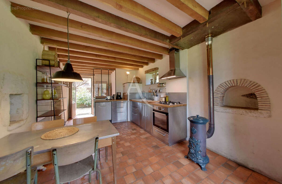 Maison à SOUGERES-EN-PUISAYE