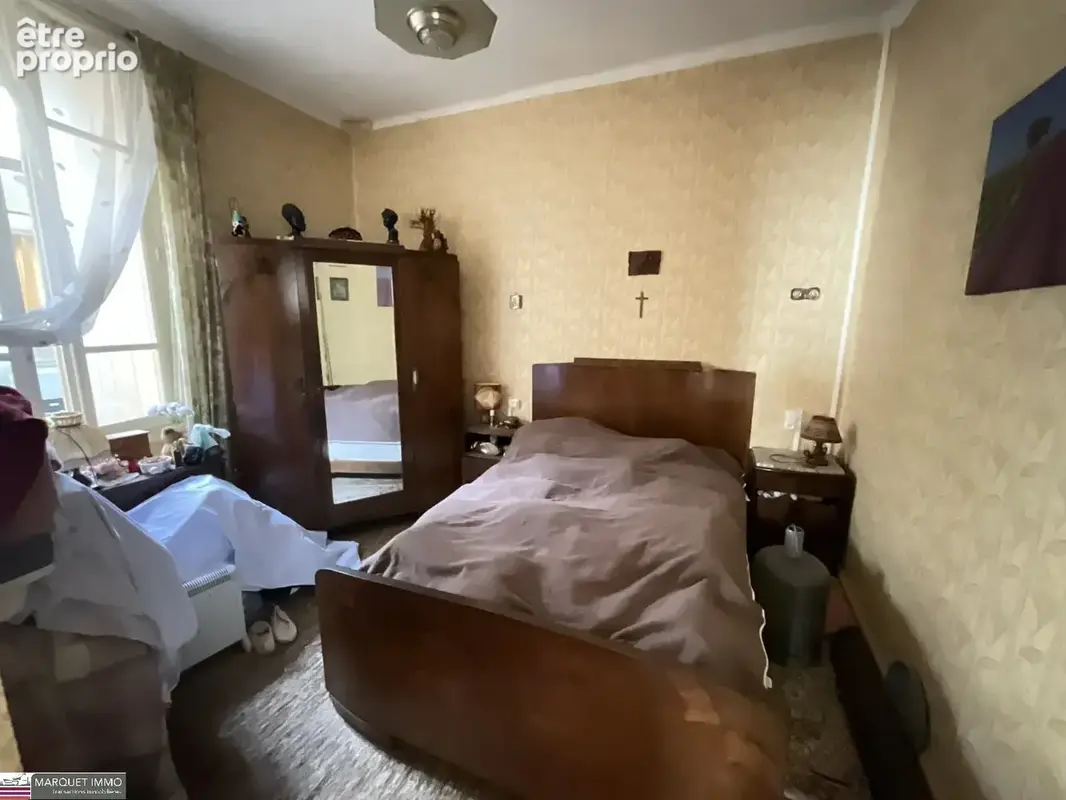 Découvrez cette rarrissime villa T4 avec loggia des années 30 à remettre au goût du jour, de plain-pied d'une surface habitable  - photo 7
