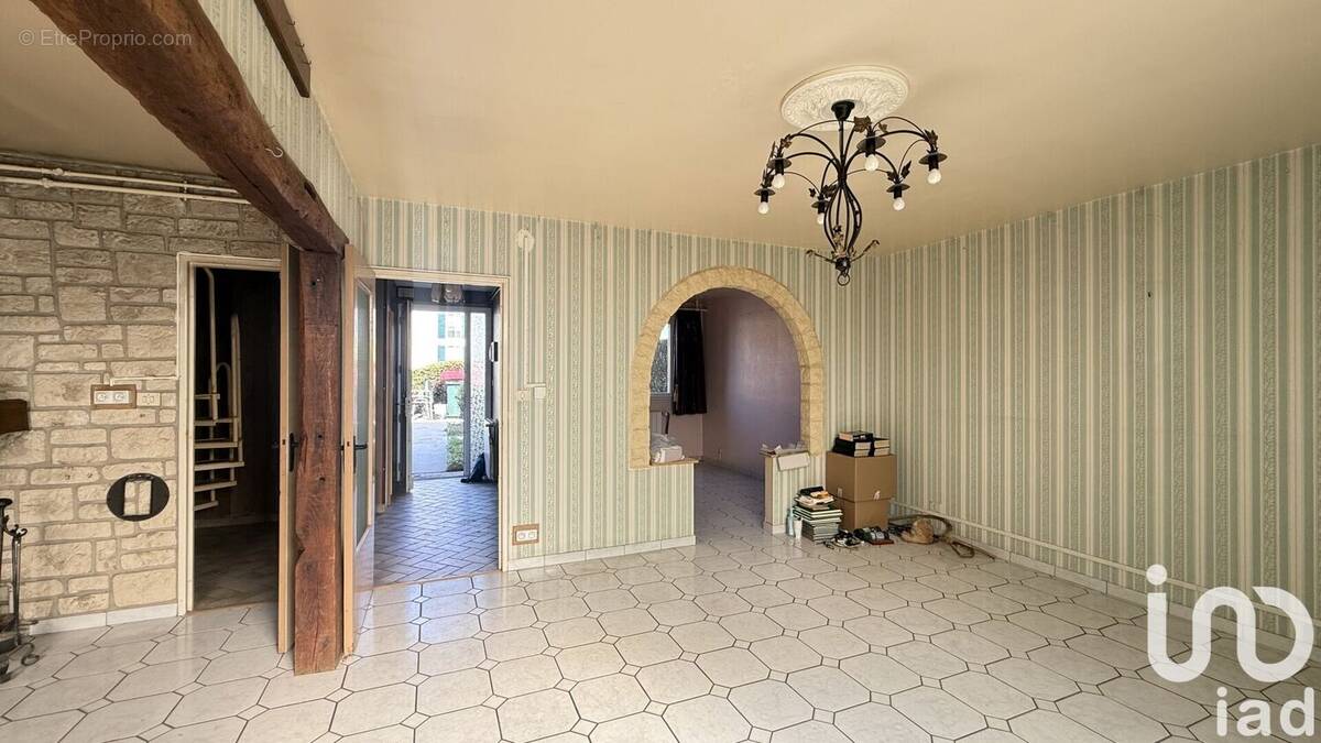 Photo 1 - Maison à BRETEUIL